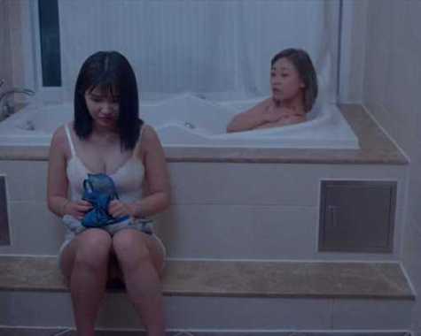Chị Em - Ký Ức Dòng Sông
